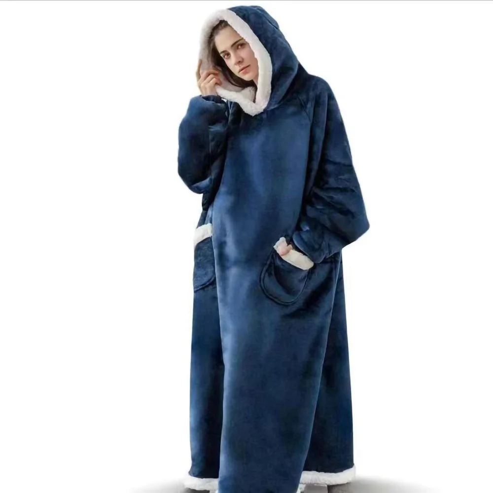 Oversize-Kuscheldecke mit Kapuze und großer Tasche – Bild 7